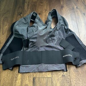 AlignMed SpinalQ Taping Shirt Size Medium NEW